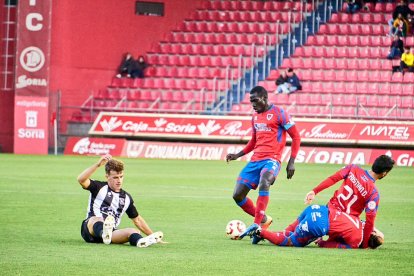 Moustapha en el partido del pasado domingo ante el Escobedo.