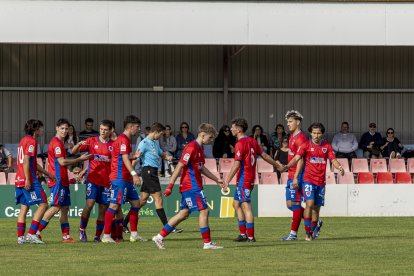 El Numancia B gana en Palencia para poner fin a una mala racha.