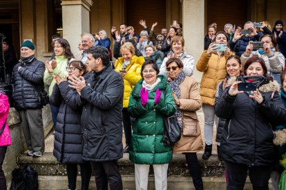 Alumnos del CEIP Infantes de Lara durante su actividad en la Plaza Mayor