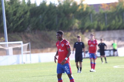 Cristian Godson fue el protagonista de la victoria del Numancia B con su media docena de goles.