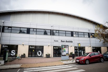 Exterior de las instalaciones del polideportivo San Andrés.