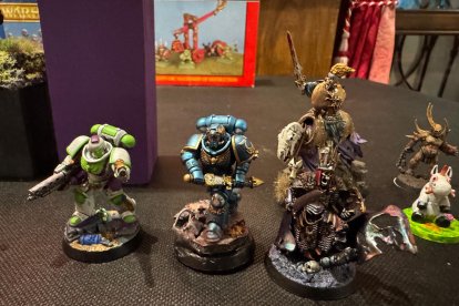 Miniaturas pintadas con maestría en el Casino