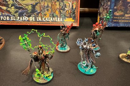 Miniaturas pintadas con maestría en el Casino