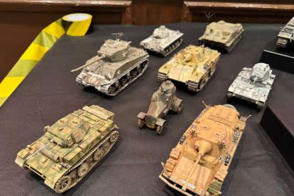 Miniaturas pintadas con maestría en el Casino