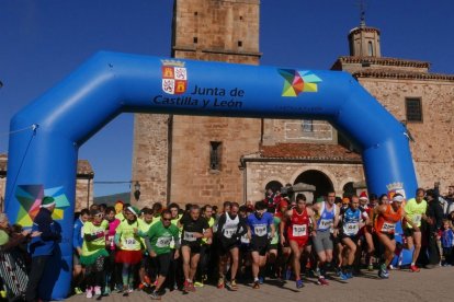 Imagen de pasadas ediciones de la San Silvestre Royana.
