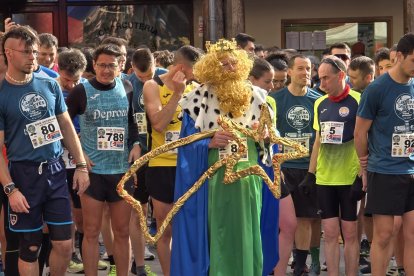 Los Reyes Magos fueron los encargados de dar la salida en la carrera de San Esteban de Gormaz.