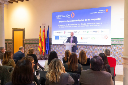 El director general del grupo educativo, César Romero.