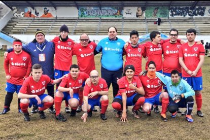 El equipo numantino de deporte inclusivo que ha participado en Guardo.