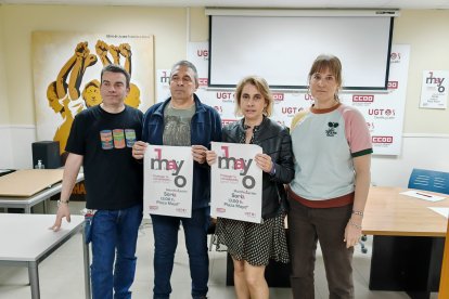 Los sindicatos UGT y CCOO llaman a la manifestación del Primero de Mayo que sale hoy a las 13.00 horas desde la plaza Mayor.