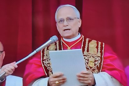 Prevost pronuncia sus primeras palabras como León XIV.