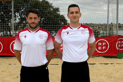 Arenas Mora, a la derecha de la imagen, dirigirá el partido de este sábado en Pinilla.