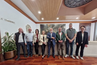 José Antonio de Miguel junto  a  los presidentes y gerentes de los Grupos de Acción Local.