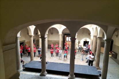 Protesta este miércoles de trabajadores de Siemens Gamesa en el Palacio de los Castejones de Ágreda.