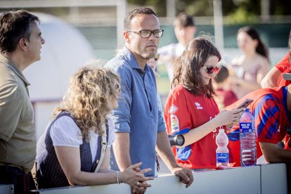 Miguel de la Fuente esta tarde en la Ciudad Deportiva viendo al Numancia B.