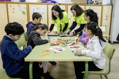 Con la llegada de las vacaciones escolares llega el momento de conciliar para los padres.