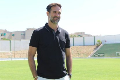 El nuevo entrenador del Numancia para la temporada 25-26, Abel Segovia.