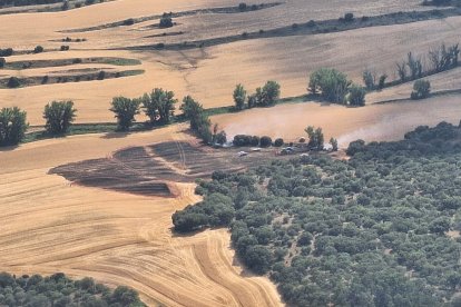 Incendio de La Quiñonería de este domingo desde el helicóptero de la BRIF de Lubia, cuyo concurso no fue finalmente necesario.