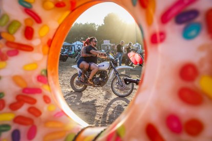 Rugen los motores un año más a orillas del pantano.