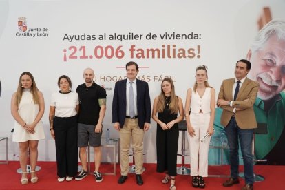 El presidente de Castilla y León en la presentación de las ayudas en materia de vivienda.