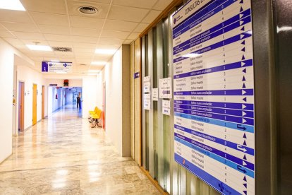 Seis médicos de Atención Primaria han firmado un contrato de fidelización.