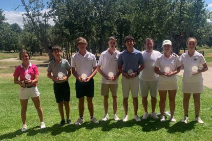 Los ganadores del torneo celebrado en Pedrajas durante el fin de semana.