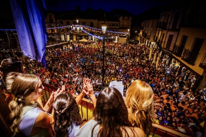 Fiestas en un pueblo de Soria.