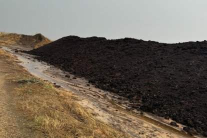 Montones de residuos orgánicos.