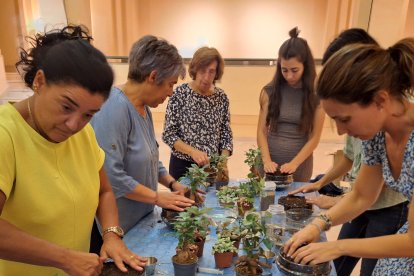 Participantes en el taller realizado en el marco del programa de educación ambiental de Almazán.