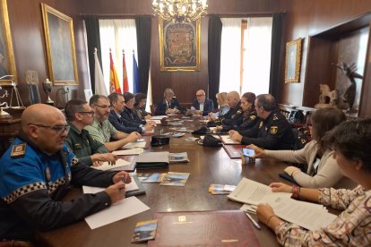 Reunión de coordinación para la seguridad de distintos eventos y fiestas en Soria.