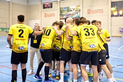 El BM Soria perdió en su última cita en el San Andrés ante el OAR Coruña.