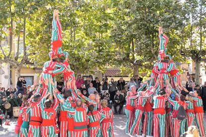 Las espectaculares torres humanas de Algemesí protagonizaron la jornada de clausura de Aires de Dulzaina 2025 en San Esteban de Gormaz.