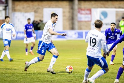 El equipo adnamantino solo pudo sumar un punto en su estadio