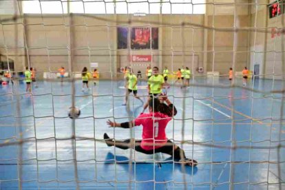 El torneo navideño de fútbol sala es un clásico en el invierno soriano.