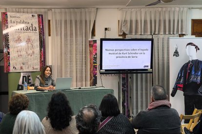 Detalle de una de las presentaciones del seminario.