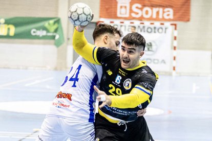El BM Soria juega en el San Andrés ante el Base Oviedo.