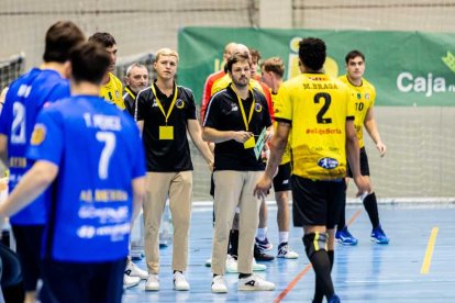 El Balonmano Soria contó con el apoyo de la afición durante todo el partido