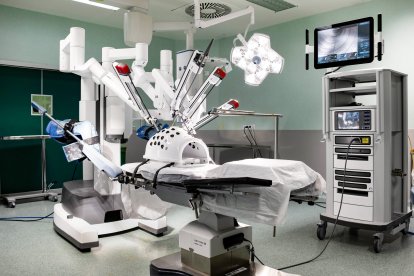 Robot Da Vinci utilizado en el Hospital Santa Bárbara de Soria.