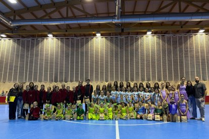 Los integrantes del Club Patín Soria que tomaron parte en la exhibición.