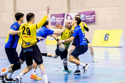 El Balonmano Soria cifra la salvación en los 21 puntos.