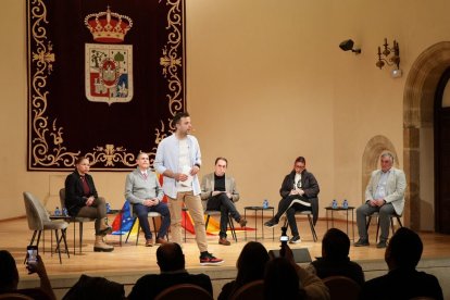Primer Foro de Venezolanos en Soria.