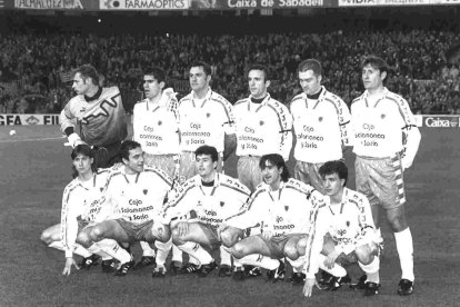 Once del Numancia que jugó en el Camp Nou en la Copa del Rey de 1996