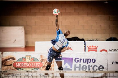 El voleibol soriano sigue de dulce con el Grupo Herce