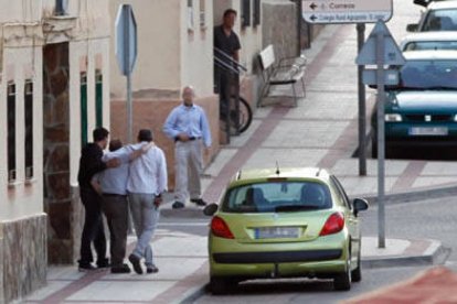 Mediadores en el suceso del atrincherado en Arcos de Jalón.