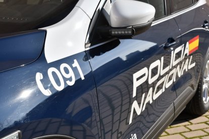 Vehículo de la Policía Nacional en Soria