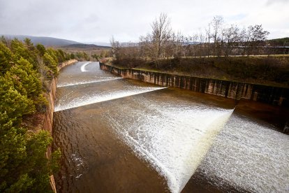 Desembalse extraordinario de 43,50 m³/s en el embalse cabecera del Duero.