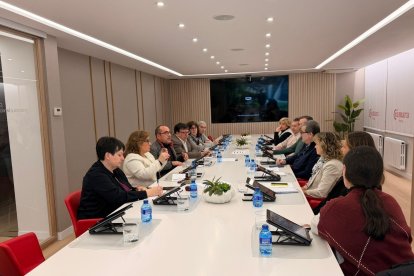 Reunión entre la Cámara de Comercio de Soria y el PSOE de Soria.