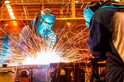 Trabajadores del metal.