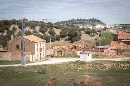 El aprovechamiento permite un caudal máximo de 155 litros al año.