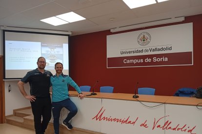 El profesor y el soriano, Roberto Ramírez, a la derecha.