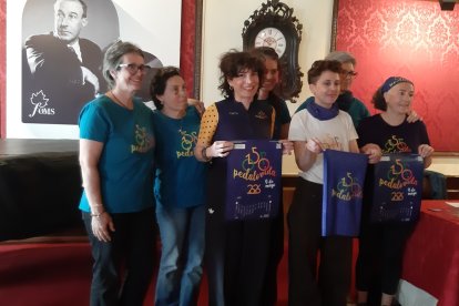 Integrantes de Pedalovida este martes en el Casino.